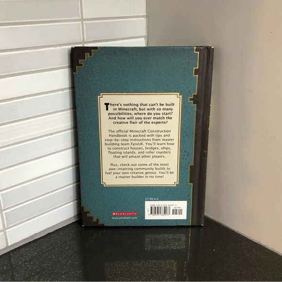 Minecraft Construction Handbook hardcover book - Picture 4 of 10